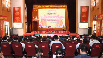 Huyện ủy Bát Xát tiếp xúc, đối thoại trực tiếp với hội viên nông dân 