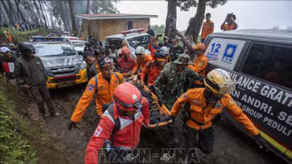 Số người tử vong do núi lửa Marapi phun trào tiếp tục tăng