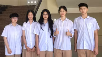 Học sinh Trường THPT số 1 thành phố Lào Cai đoạt Huy chương Đồng tại Triển lãm Phát minh quốc tế Indonesia 2023