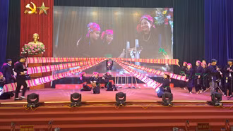 Liên hoan hát nôm Tày huyện Văn Bàn lần thứ 3 năm 2023