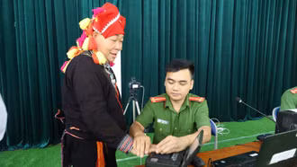 Xã Tân Thượng đẩy nhanh tiến độ cấp căn cước công dân và mã định danh điện tử
