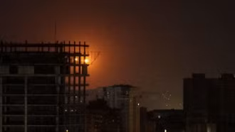 Nga mở cuộc tấn công lớn nhất bằng UAV vào thủ đô của Ukraine