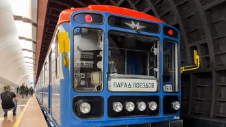 Diễu hành tàu kỷ niệm 89 năm vận hành hệ thống metro tại Moskva