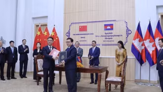 Campuchia và Trung Quốc ký kết các văn bản thúc đẩy hợp tác
