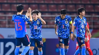 Olympic Hồng Kông gây địa chấn, Nhật Bản thắng tranh cãi Triều Tiên