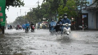 Bắc Bộ đề phòng mưa lớn kèm lốc sét, gió giật mạnh và ngập úng