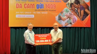 Phát động chương trình nhắn tin "Chung tay xoa dịu nỗi đau da cam năm 2023"