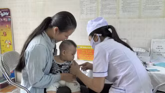 Lào Cai được phân bổ 4000 liều vắc-xin “5 trong 1” để tiêm chủng trong tháng 8