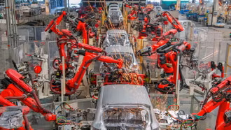 Mỹ áp thuế 100% với ô tô điện Trung Quốc, đối mặt nguy cơ bị trả đũa