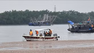 Đảm bảo an toàn về người trong hoạt động giao thông thủy mùa mưa bão