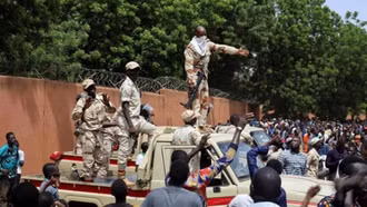 Nhiều quốc gia châu Âu chuẩn bị sơ tán công dân khỏi Niger