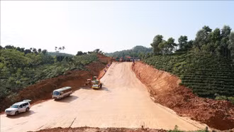 Bổ sung 8 dự án đường bộ cao tốc vào Danh mục các dự án quan trọng quốc gia