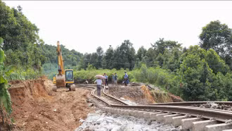 Chạy tàu trở lại toàn tuyến đường sắt Yên Viên - Lào Cai