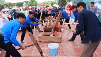Hòa mình vào Lễ hội Háu Đoong của người Giáy ở Lai Châu