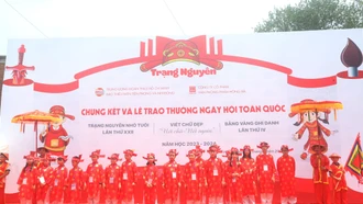 Vinh danh hàng trăm sĩ tử tại chung kết toàn quốc "Trạng nguyên nhỏ tuổi"