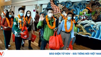 Chờ đợi khách Trung Quốc hay mở cửa với thị trường mới?