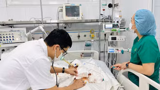 Tai nạn do sử dụng thiết bị điện tử không đúng cách