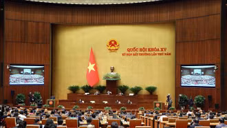 Cân nhắc quy định ngân hàng thương mại làm đại lý bảo hiểm nhân thọ