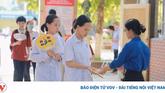 Thi tốt nghiệp THPT 2024: Phổ điểm các môn thi giữ ổn định như năm 2023