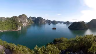 Vịnh Hạ Long - Quần đảo Cát Bà được UNESCO công nhận là Di sản Thiên nhiên Thế giới