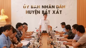 Thường trực HĐND tỉnh làm việc với huyện Bát Xát