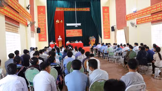 Tổ đại biểu HĐND tỉnh và HĐND huyện Bát Xát tiếp xúc cử tri sau kỳ họp thường lệ giữa năm 2023 