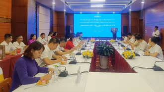 Hội đàm trao đổi công tác với thị trấn Hà Khẩu (Hà Khẩu, Vân Nam - Trung Quốc)