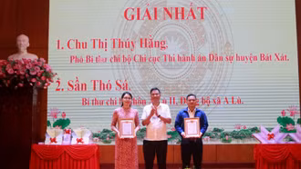 Huyện ủy Bát Xát trao giải Cuộc thi bí thư chi bộ giỏi năm 2023