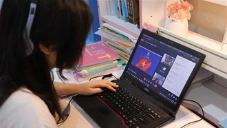 Dừng chính sách cho học sinh, sinh viên hoàn cảnh khó khăn vay vốn mua máy tính học trực tuyến