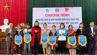 Văn Bàn: Giao lưu, chia sẻ kinh nghiệm triển khai mô hình “Câu lạc bộ thủ lĩnh của sự thay đổi”