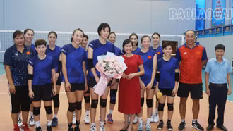 11 cầu thủ Đội tuyển bóng chuyền nữ Việt Nam đã có mặt tại Lào Cai để tập luyện