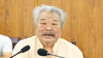 Nhà văn Mã A Lềnh qua đời