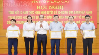 Lào Cai đạt nhiều thành tựu trong thực hiện Nghị quyết số 33 và Nghị quyết số 09 về phát triển văn hóa con người