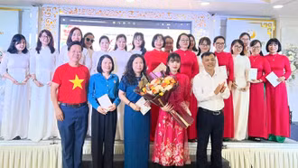Báo Lào Cai tổ chức hoạt động chào mừng Ngày phụ nữ Việt Nam 20/10