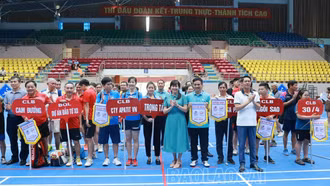 Khai mạc Giải cầu lông, bóng bàn các câu lạc bộ tỉnh Lào Cai