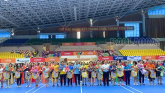 Hơn 450 vận động viên tham dự Hội thao công đoàn các ngân hàng trên địa bàn tỉnh Lào Cai