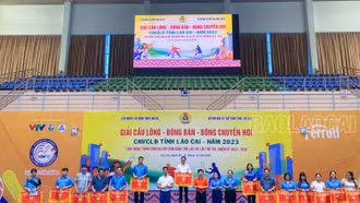 Bế mạc Giải cầu lông, bóng bàn, bóng chuyền hơi công nhân, viên chức, lao động tỉnh năm 2023