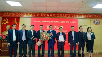 Công bố quyết định thành lập Đảng bộ Sở Giao thông Vận tải và Đảng bộ Sở Xây dựng