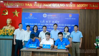 Ký kết phối hợp bảo vệ hành lang an toàn lưới điện và chuyển đổi số trong lĩnh vực điện lực