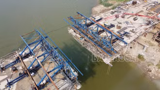 Cầu Phú Thịnh trước ngày hợp long