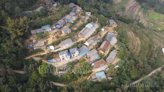 Có cuộc sống ổn định, người dân yên tâm bám đất, bám bản