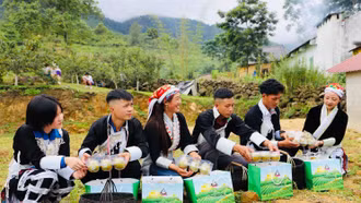 Độc đáo cuộc thi “hoa hậu lê” tại Nậm Pung - Bát Xát