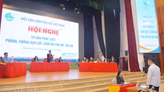 Gần 1.000 cán bộ, hội viên được tư vấn pháp luật phòng chống bạo lực, xâm hại phụ nữ, trẻ em