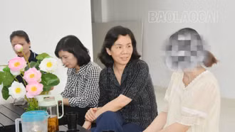 Trao hỗ trợ sinh kế cho nạn nhân bị mua bán người