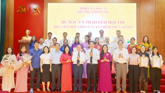 Thí sinh La Văn Choanh đạt giải Nhất Hội thi Học viên học giỏi lý luận chính trị