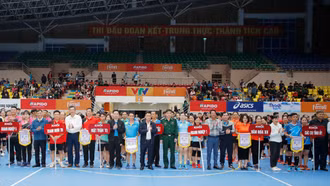 Hơn 400 vận động viên tham gia Giải cầu lông, bóng bàn, bóng chuyền hơi chung kết các khối thi đua tỉnh Lào Cai năm 2023