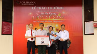 Lào Cai có 2 khách hàng trúng thưởng xe máy SH Mode