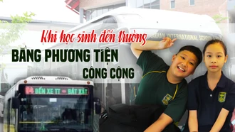 Khi học sinh đến trường bằng phương tiện công cộng