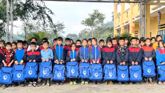 Vận động ủng hộ Quỹ Bảo trợ trẻ em tỉnh Lào Cai năm 2024