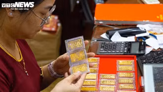 Giá vàng miếng lập đỉnh 83 triệu đồng/lượng, đắt chưa từng có